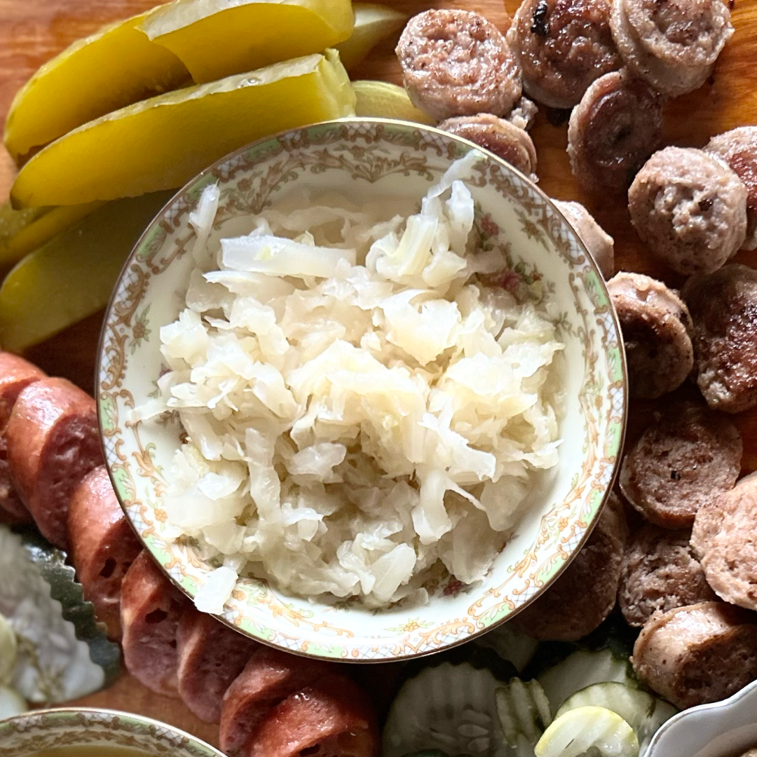 Image of pickled onions in a glass bowl